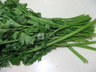 芹菜猪肉水饺的做法步骤:3