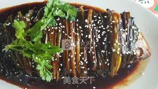 葱焖虫草花陈皮醸鲫鱼的做法步骤:9