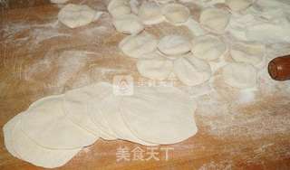 芹菜猪肉水饺的做法步骤:6