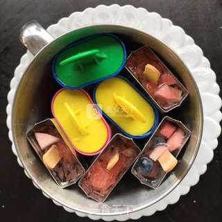 多彩水果冰棍的做法步骤:5