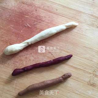 四色花朵豆沙面包的做法步骤:10