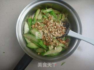 果仁丝瓜的做法步骤:10