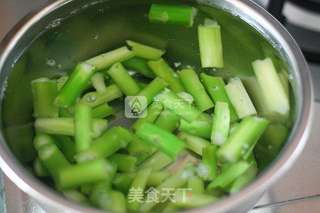 芦笋酸奶思慕雪的做法步骤:4