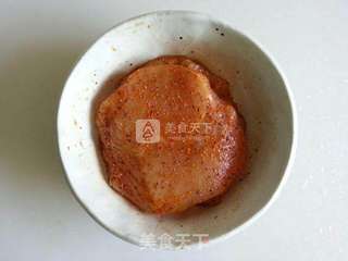 香辣鸡肉汉堡的做法步骤:3