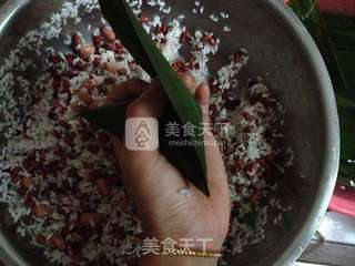 儿时的最爱--花生红豆粽子的做法步骤:6
