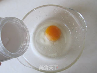 五彩虾仁粉丝煲的做法步骤:2
