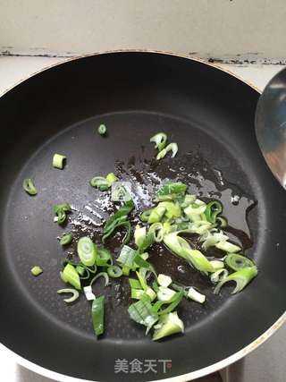 芸豆蚬子打卤面的做法步骤:2