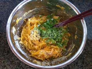 南瓜豆渣鸡蛋饼的做法步骤:7