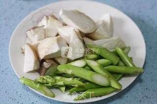 照烧虾油芦笋杏鲍菇的做法步骤:2
