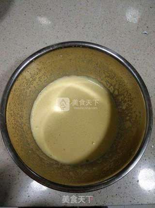 黄砂糖戚风蛋糕的做法步骤:2