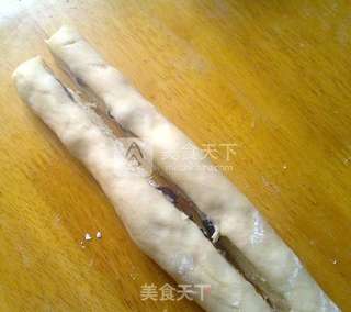 椰蓉葡萄花环面包的做法步骤:13