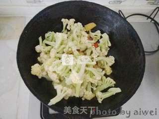 咖喱土豆花椰菜的做法步骤:7