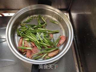 甜虾炒芦笋的做法步骤:5