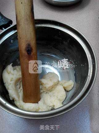 圆嘟嘟的,中空的脆面团【原味泡芙】的做法步骤:2