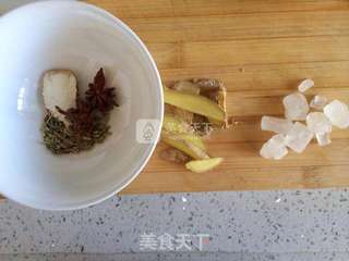 红烧肉焖饭的做法步骤:5