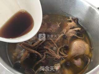 【茶树菇炖土番鸭】的做法步骤:9