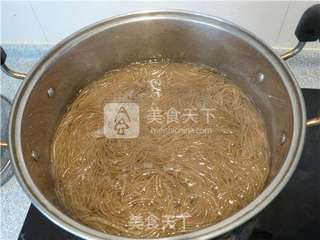 粉条猪肉大蒸包的做法步骤:9