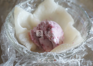 日式冰淇淋雪梅娘(冰淇淋大福)的做法步骤:6