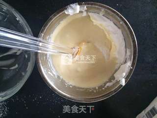 超低糖无腥味蜂蜜戚风的做法步骤:11