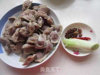 凉拌鸡胗的做法步骤:2