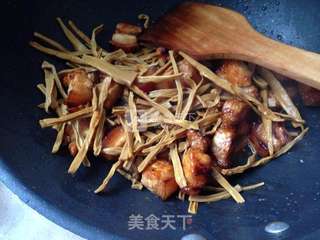 笋干焖肉的做法步骤:7