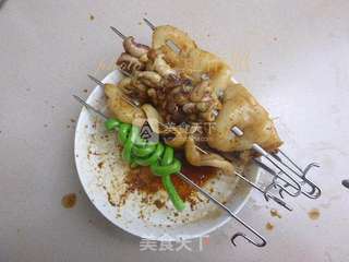 ACA烤箱试用菜谱 孜然墨鱼仔的做法步骤:4
