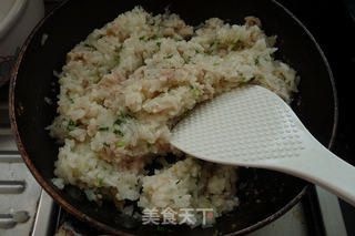 冬菜肉末糯米蛋卷的做法步骤:4