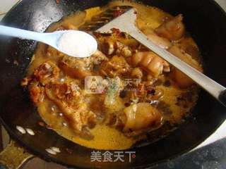 【天际TONZE微电脑隔水电炖锅试用】啤酒焖猪蹄的做法步骤:6