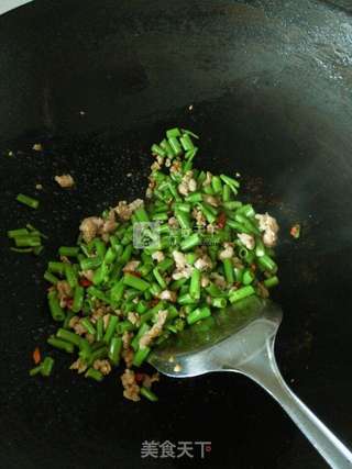 通菜梗炒肉末的做法步骤:7