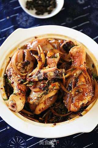 野山椒豆豉蒸鸡腿的做法步骤:7