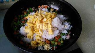 培根时蔬蛋炒饭的做法步骤:8