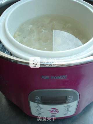 【天际TONZE微电脑隔水电炖锅】冰糖银耳莲子羹的做法步骤:6
