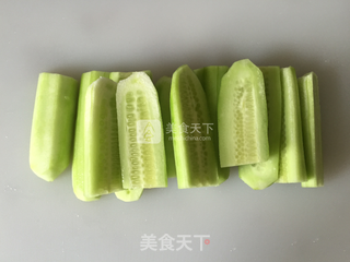 蜂蜜黄瓜的做法步骤:2