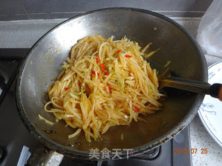 凉拌土豆丝红油炝土豆丝的做法步骤:7