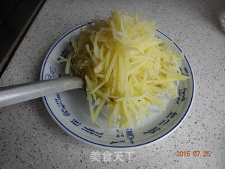 凉拌土豆丝红油炝土豆丝的做法步骤:3