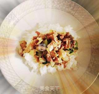 加特效的烤肉拌饭的做法步骤:4