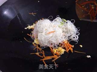 素炒米粉~少油不粘锅的做法步骤:7
