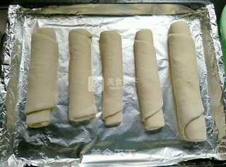 葱香沙拉排包的做法步骤:5