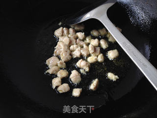 毛豆米炒豆丁的做法步骤:5