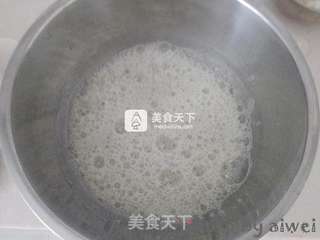 原味戚风蛋糕的做法步骤:7