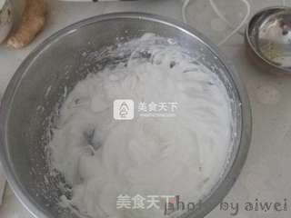 原味戚风蛋糕的做法步骤:8