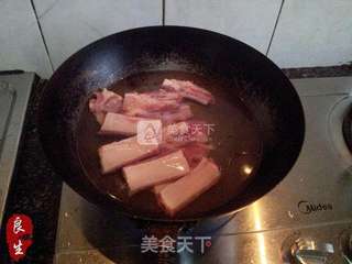 清补汤道—莲藕排骨汤的做法步骤:2