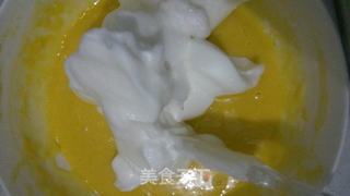 戚风蛋糕的做法步骤:11