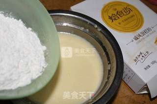 果酱小四卷,酸酸甜甜是夏天的味道的做法步骤:4