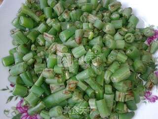 橄榄菜干煸豆角的做法步骤:2