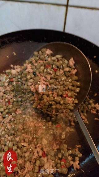 米饭杀手—酸豇豆炒肉末的做法步骤:5