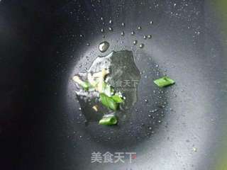素~鸡蛋炒熟蒜苔的做法步骤:5