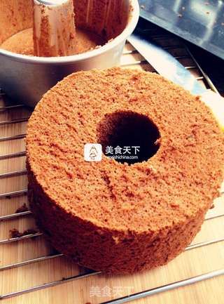 巧克力戚风蛋糕的做法步骤:22