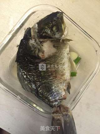 减肥餐微波孜然鲫鱼的做法步骤:2