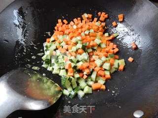 虾仁蛋炒饭的做法步骤:5